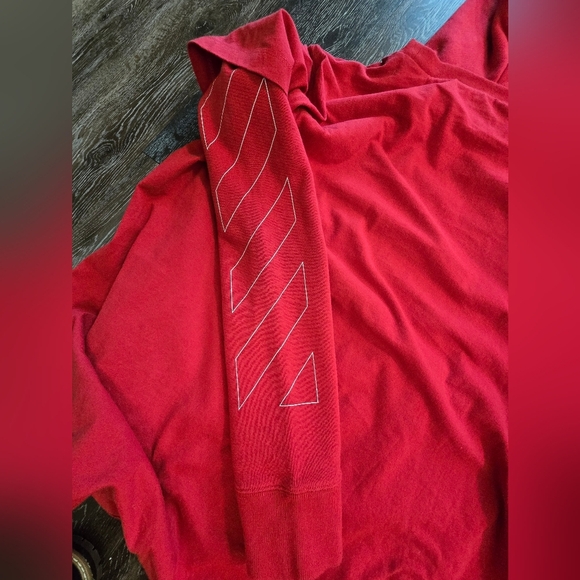 Red Off-White red Sweatshirt with Diagonal Sleeve Design size M - Picture 5 of 15